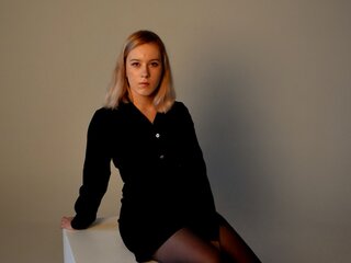 AnabelRikly private real